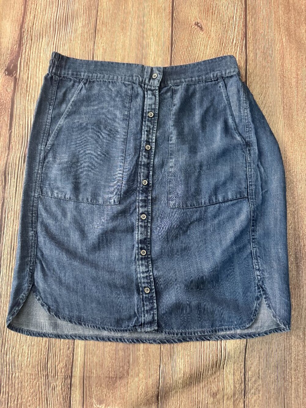 Loft Chambray Shirttail Style Straight Skirt Size Small